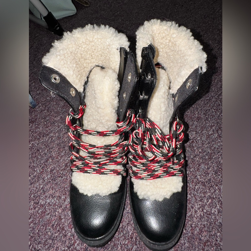 Women's Black and Cream Winter Boots